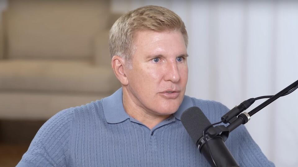 Todd Chrisley Breaks Silence On Sex Tape Nude Photo Blackmail Shocker