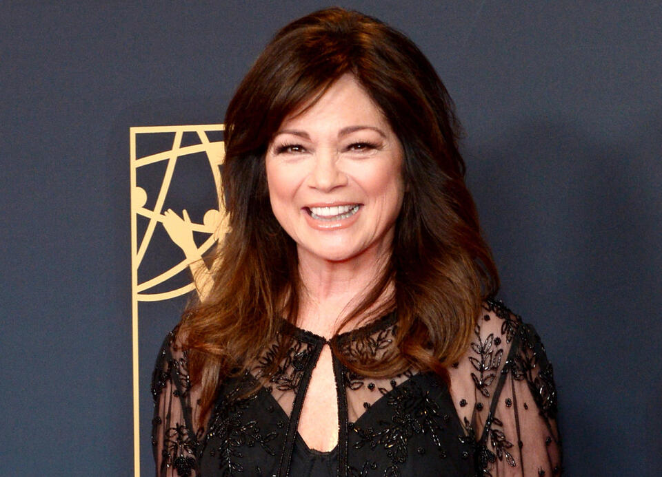 Fans Declare Valerie Bertinelli Still An Absolute Babe In Eye