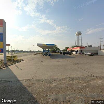 Fight near Circle K with pickup fleeing eastbound