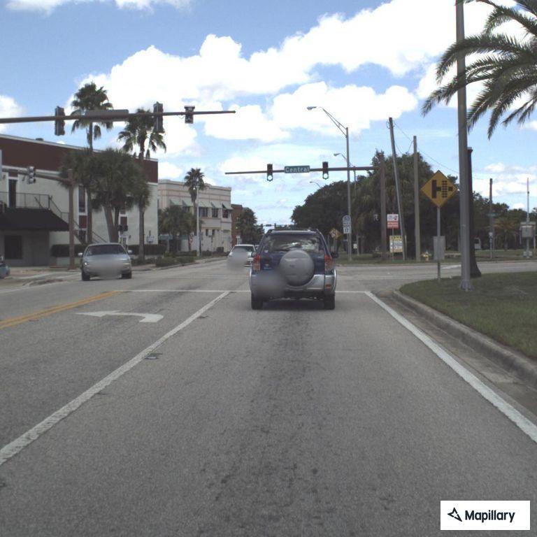 Person fainting at Scenic Lagoon Salon in Lake Wales