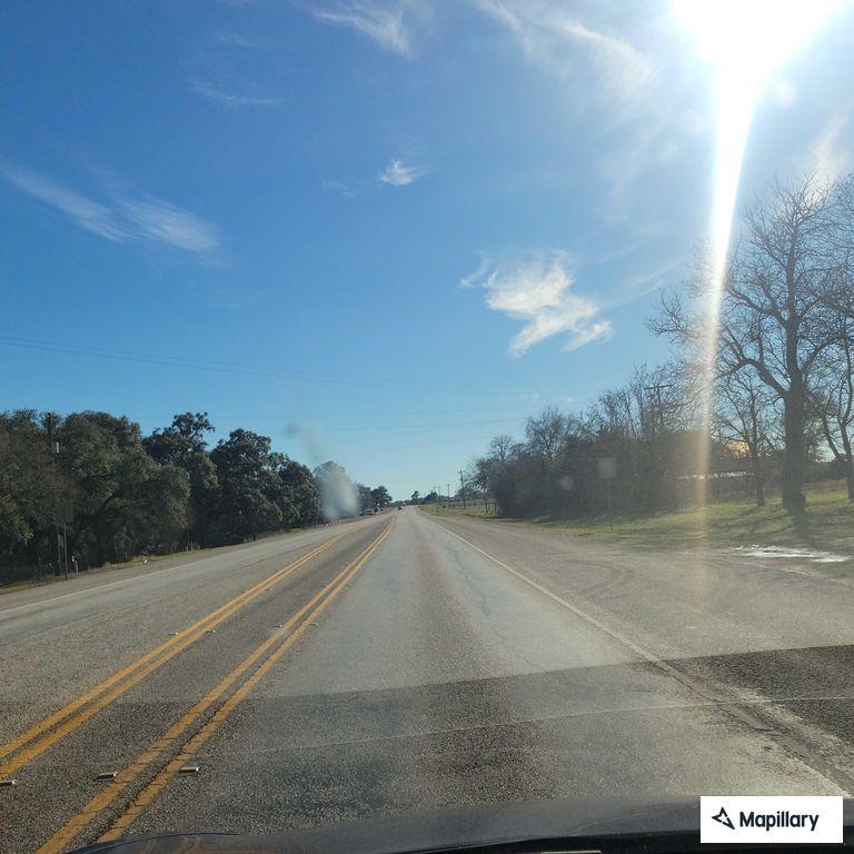 Reckless truck reported on US 77 near Hallettsville