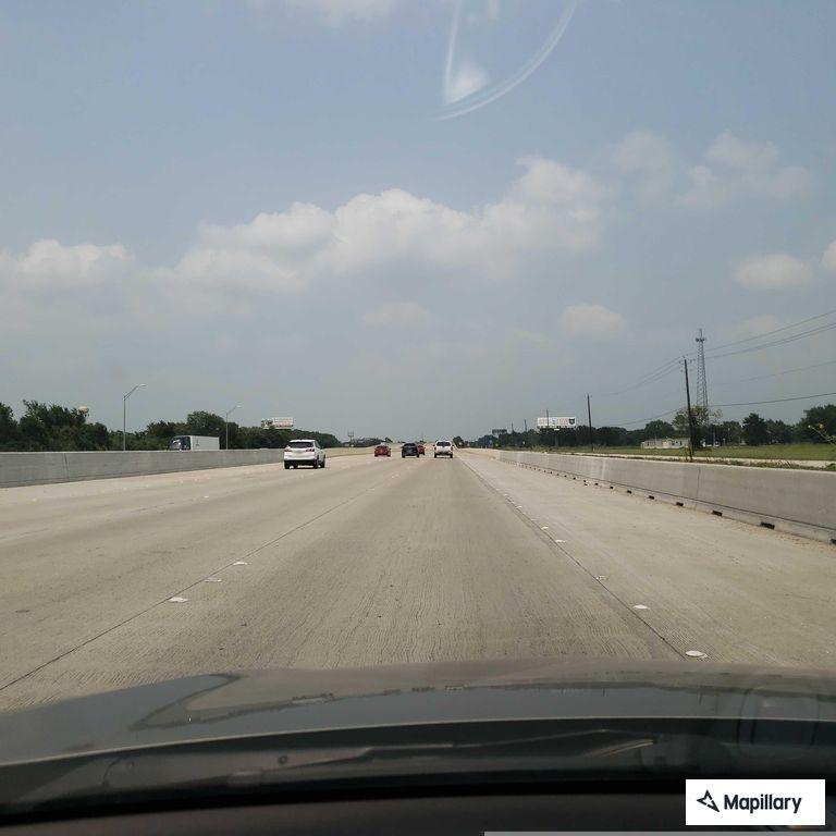 Disabled vehicle reported on North US 59