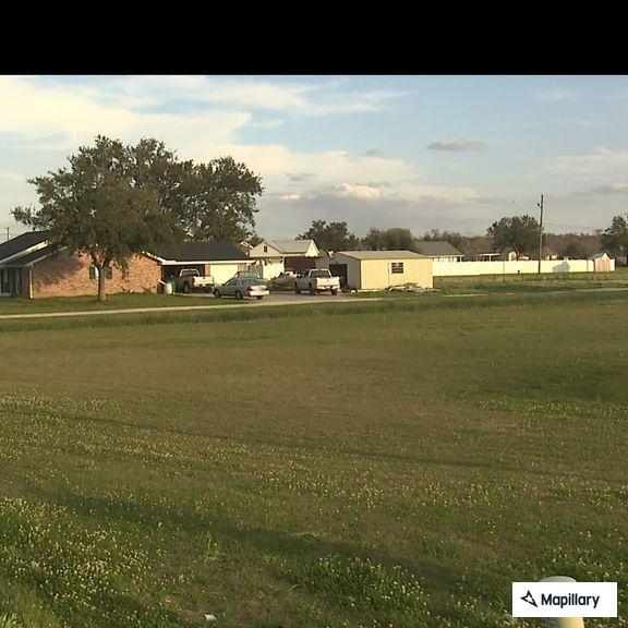 Officers check suspicious vehicle at LA 20 and Lloyd