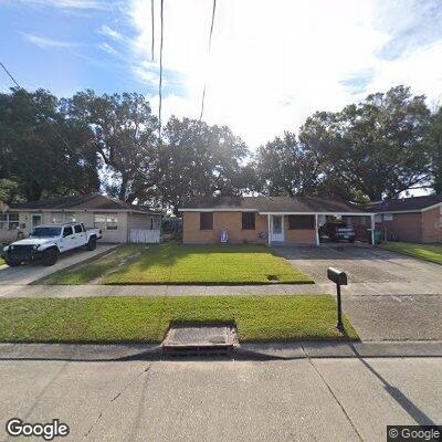 Person requires lift assist at Westwego residence