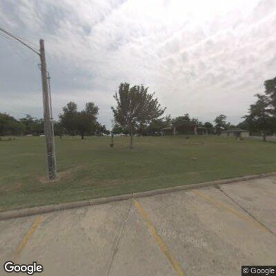 Male's leg trapped between ladder and dock at boat ramp