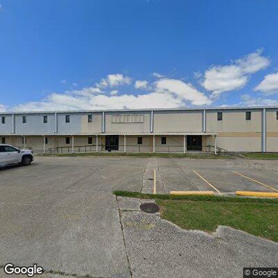 Automatic fire alarm near Crestview Avenue in Kenner