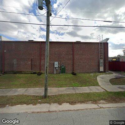 Man with hip pain reported at Jet Foods in Lakeland