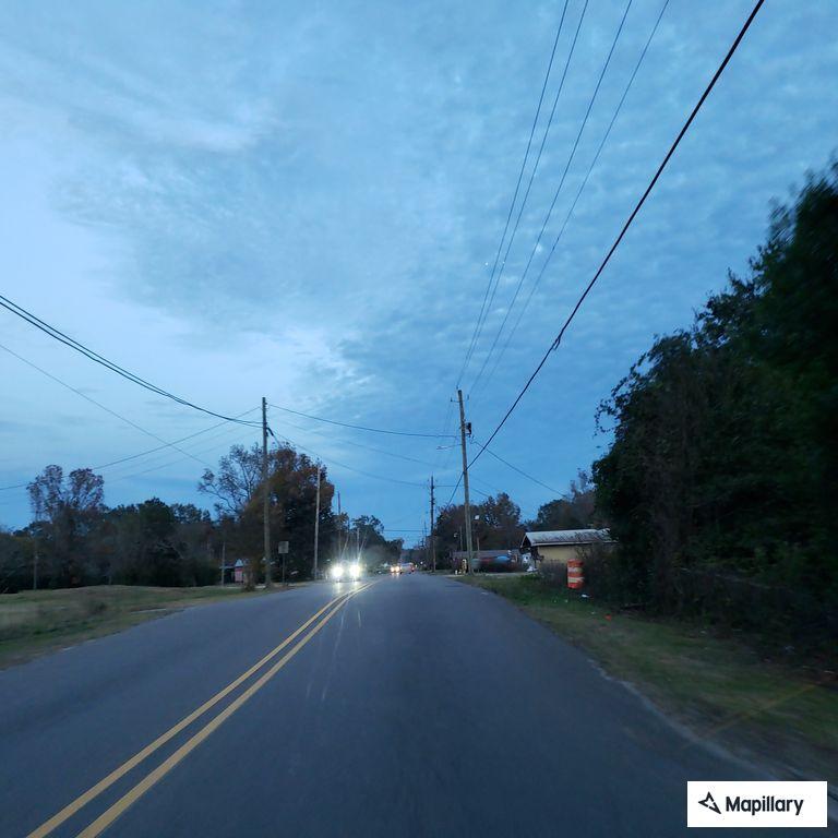 Two-vehicle crash on River Avenue in Hattiesburg