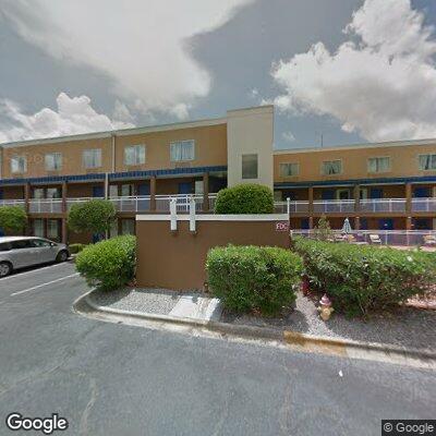 Suspicious persons and vehicle at Baymont hotel