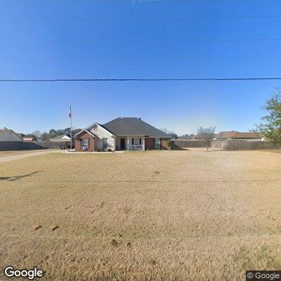 Person unconscious after fall with head injury in Lindale