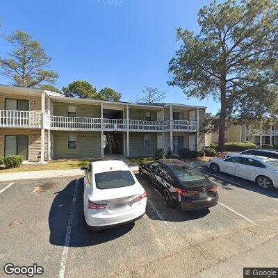 Women arguing outside Lake Vista Apartments