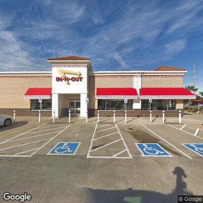 Loose dogs reported at In-N-Out Burger parking lot