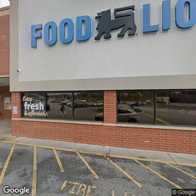Suspicious person walking inside Food Lion store