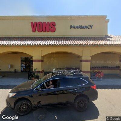 Person with injured shoulder at Vons store in Encinitas