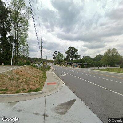 Person experiencing chest pains in Douglasville