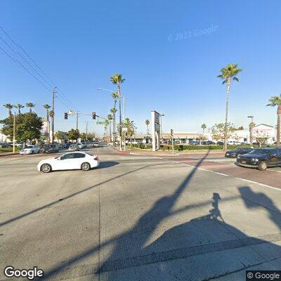 Assault suspect reported near bus stop in Hawaiian Gardens