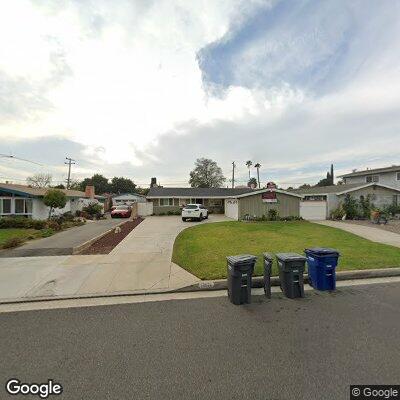 Woman screaming in backyard near Rosecrans Avenue