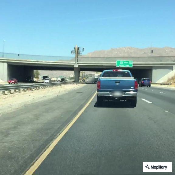 Minor crash on southbound 215 near Redlands