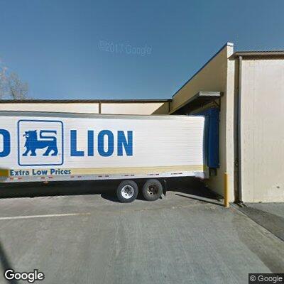 Injury crash between two cars at Food Lion lot