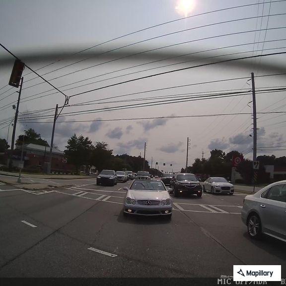 Traffic crash at Johnson Ferry and Roswell Road