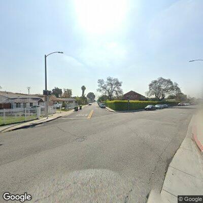 Woman choking during argument in Maywood street