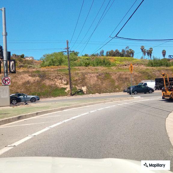 Traffic incident at La Cienega and Stocker
