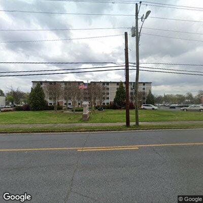 Child fallen and unresponsive in locked apartment