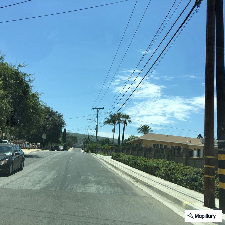 Suspicious person reported on South 4th Avenue