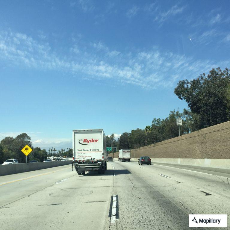 Reckless pickup towing trailer on I-10 westbound