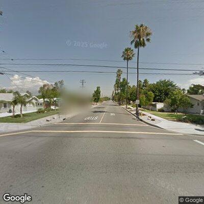 Person having a seizure at Randall Ave and Tamarind Ave