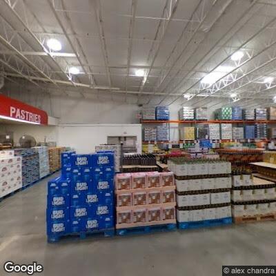 Ex-boyfriend accused of stealing wallet at Costco