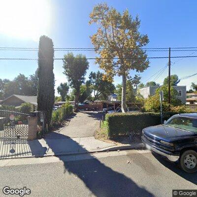 Person with abdominal pain near Altadena