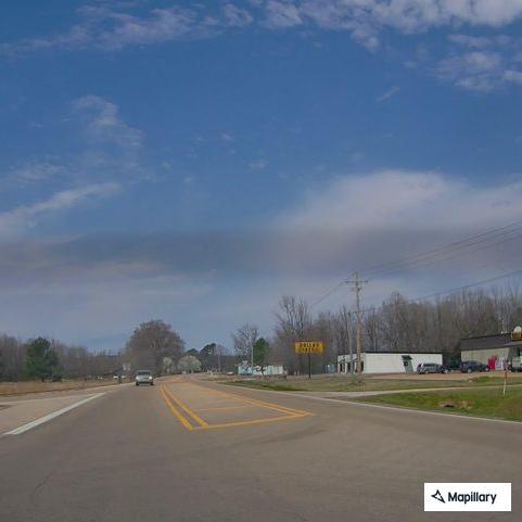 Report of vehicle issue near Myrtle