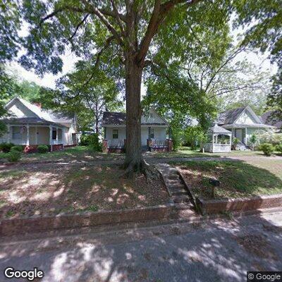 Residential fire reported on 3rd Avenue Southeast