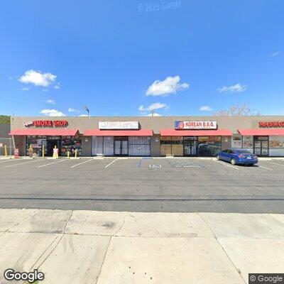Man hitting woman near white Lexus in Lancaster