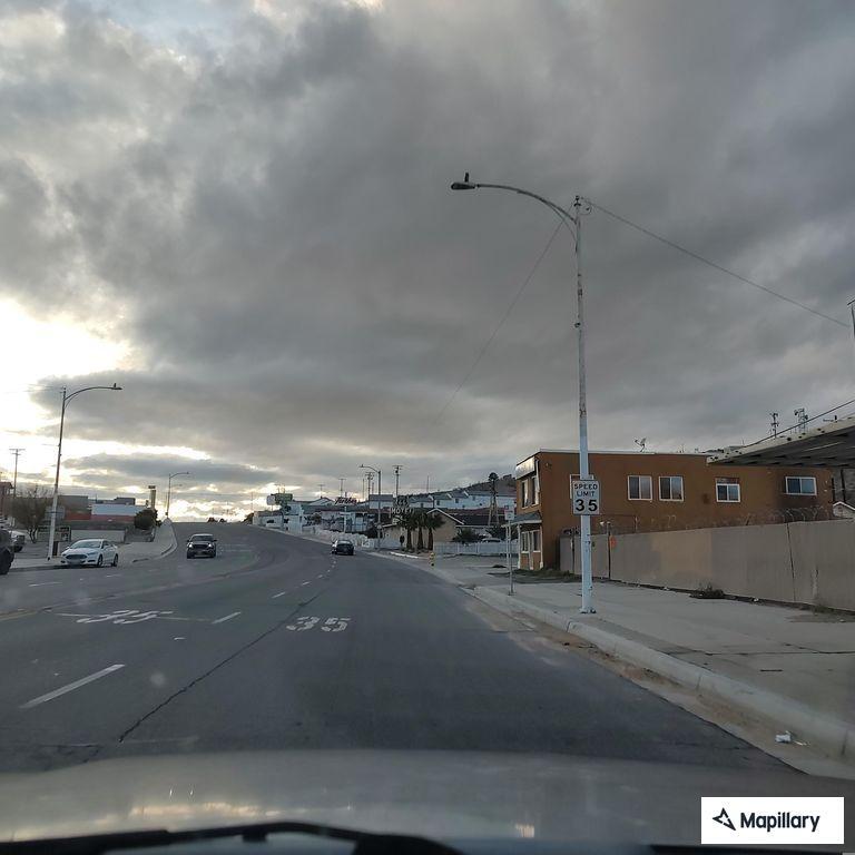 Railroad tie fire reported near East Barstow