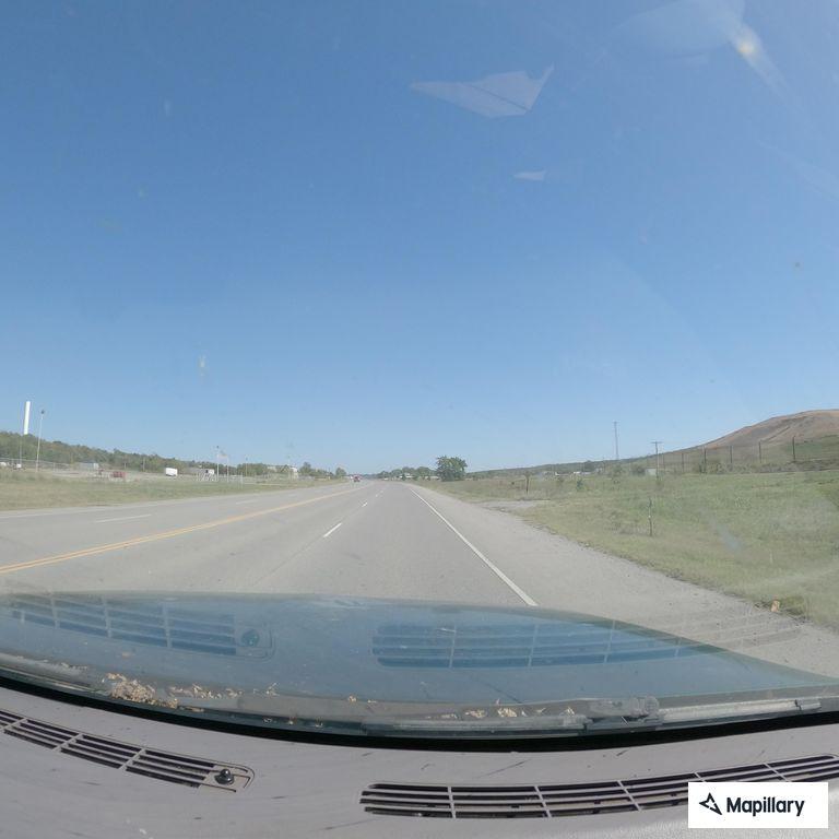 Reckless gray SUV reported on US 270 near Alderson