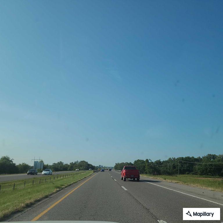 Reckless Jeep reported on I-35 near Purcell