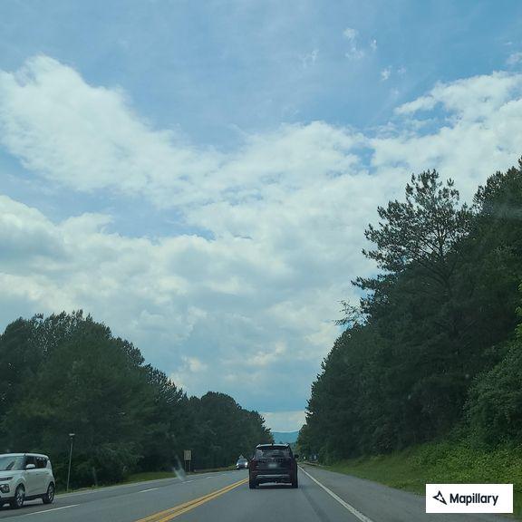 Truck runs red light on US 64 in Ducktown