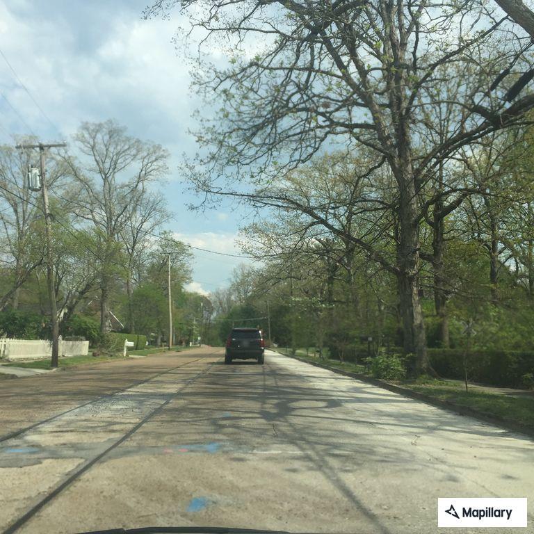Traffic stop on James Boulevard in Signal Mountain