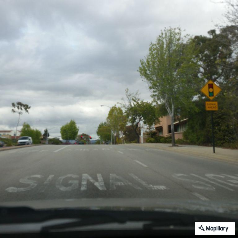 Pickup swerving on southbound Highway 101