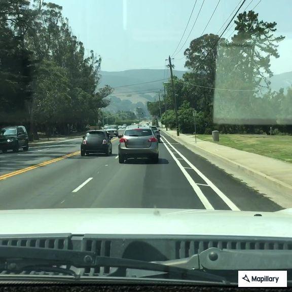 Tire debris in left turn lane on Highway 101 ramp