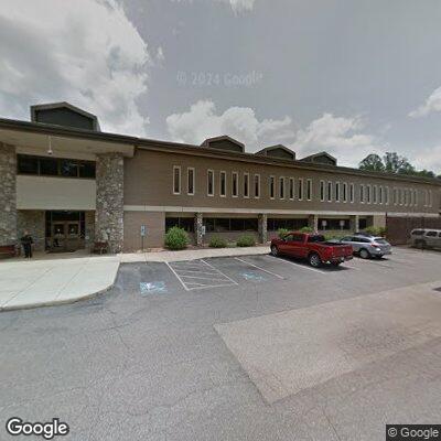 Person experiencing cardiac emergency at courthouse