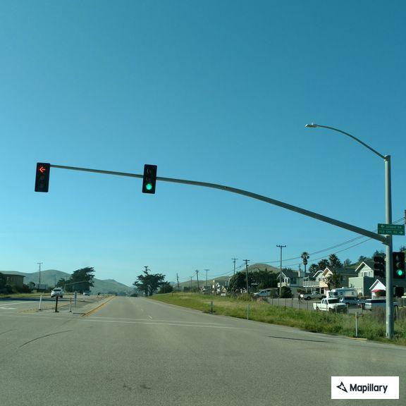 Neighbor dispute over trailer on Ocean Boulevard