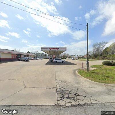Car hits building near Speedway in Belhaven