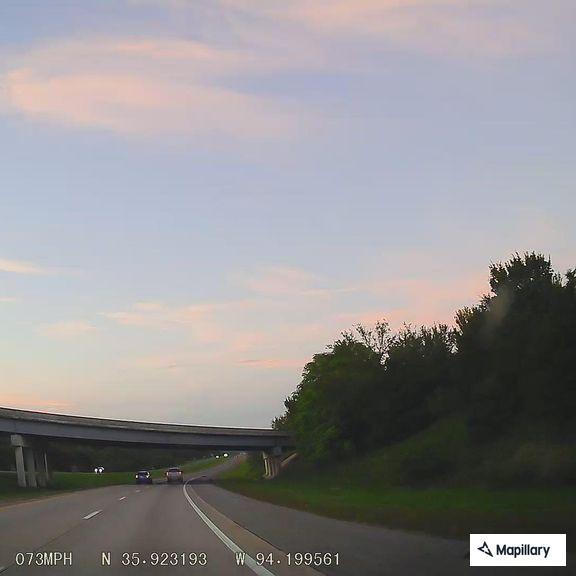 Single-vehicle crash with injuries on I-49 northbound