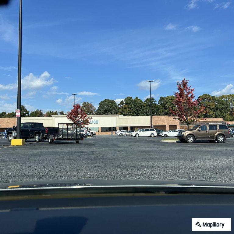 Debris reported in roadway near South Main restaurant