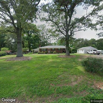 Person experiencing cardiac emergency on Tabernacle Road