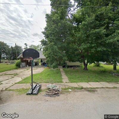 Residential burglary reported on South Lyons Avenue