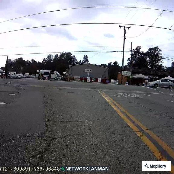 Semi truck on shoulder at Corralitos and Freedom